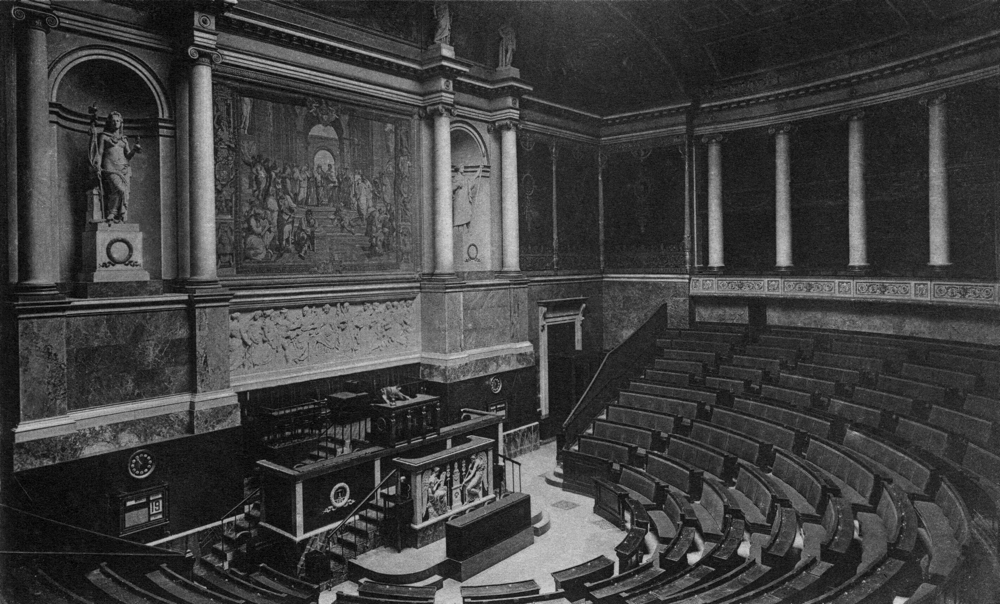 La Chambre des députés, la salle des séances. Carte postale non datée, coll. Mémoire Vive.