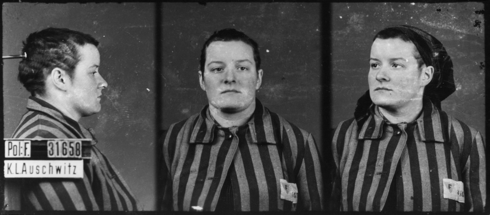 Photographiée à Auschwitz-I, le 3 février 1943. Musée d’État d’Auschwitz-Birkenau, Oświęcim, Pologne. Collection Mémoire Vive. Droits réservés.