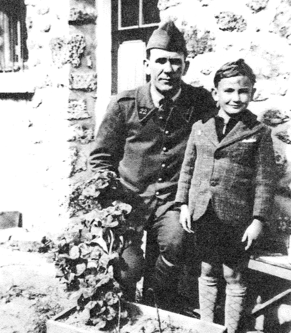 André Mortureux et son fils Jacques. Droits réservés.