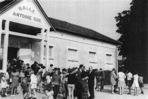 La salle Antoine Sue, un jour d’activité. © Archives municipales d’Hirson.